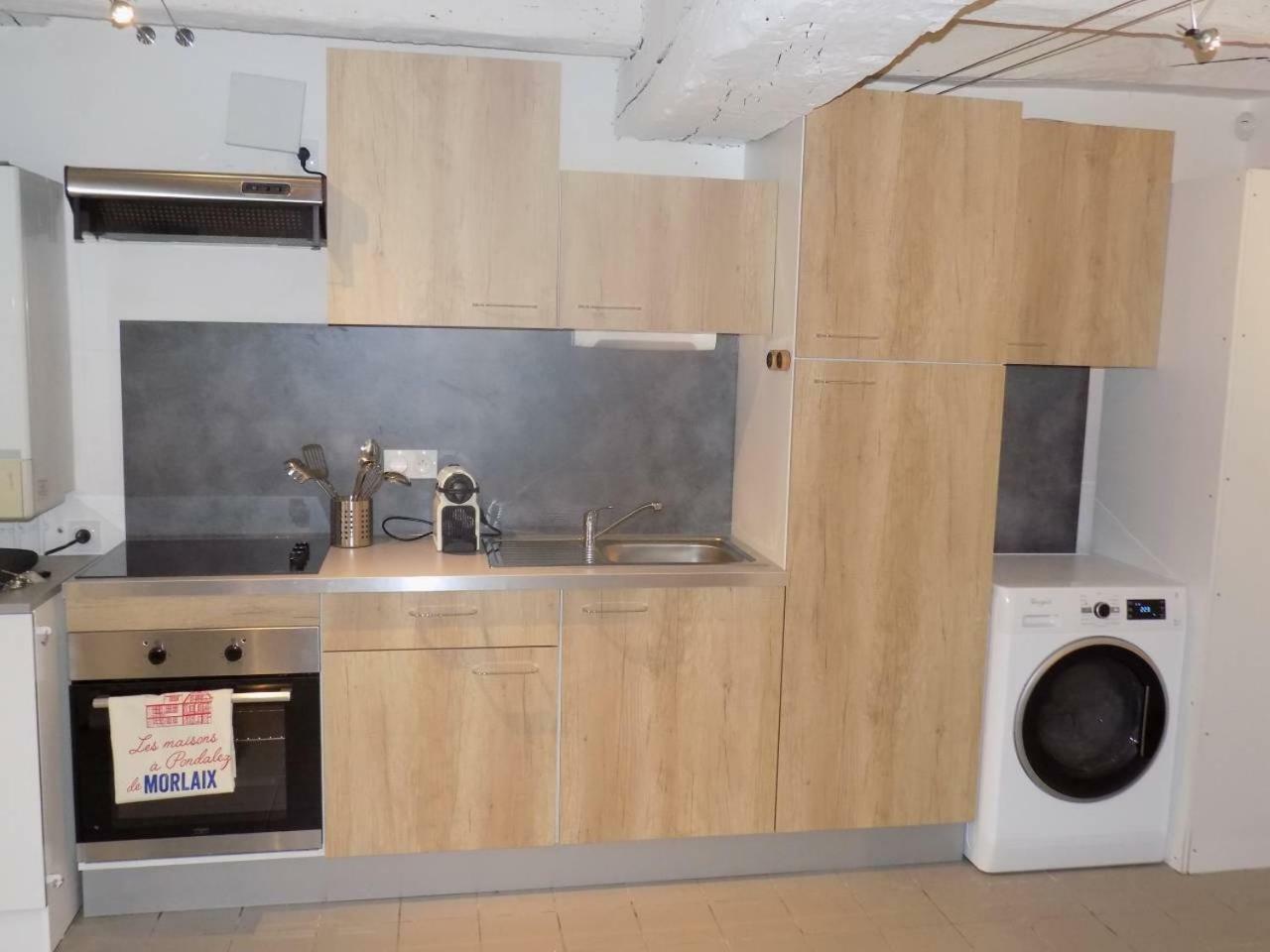 Charmant Studio A Colombages Morlaix Exteriör bild