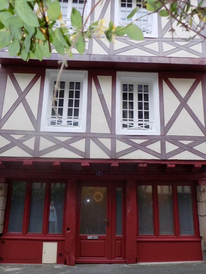 Charmant Studio A Colombages Morlaix Exteriör bild